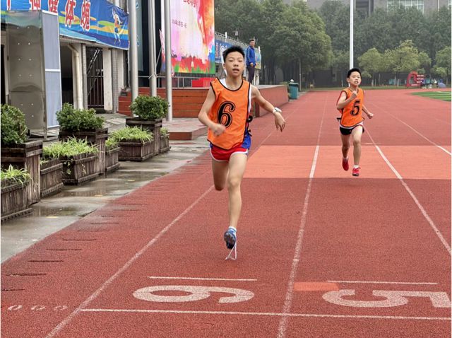 宜宾市南溪区仙源小学学子在区级田径比赛中荣获佳绩九游体育(图3)
