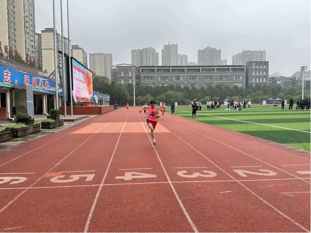 宜宾市南溪区仙源小学学子在区级田径比赛中荣获佳绩九游体育(图5)