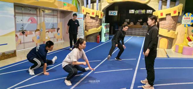中考体育九游体育“指挥棒”让冰城娃真正走上运动场(图3)