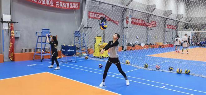 中考体育九游体育“指挥棒”让冰城娃真正走上运动场(图7)