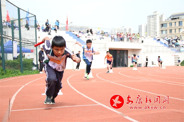 安康高新区第五届中小学生田径运动会暨艺术节启幕 - 安康新闻网九游体育(图2)