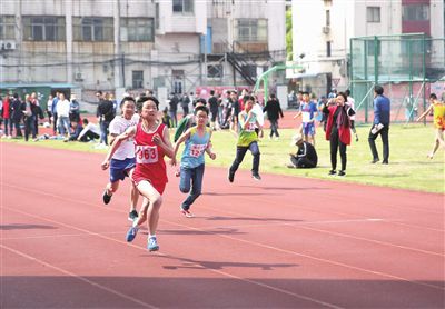 九游体育泳坛世锦赛正赛选手奋力争荣耀(图1)
