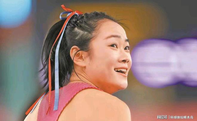 九游体育2025年第26届田径亚锦赛100米决赛梁小静以11秒37夺冠(图3)