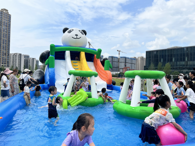 世运有我·韧性生长：信和片区熊猫的四季亲子运动会“小活动”撬动“大治理”九游体育(图2)