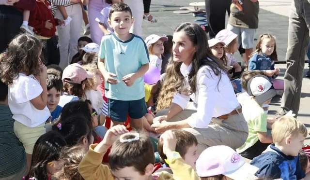 惊呆了！王室周报揭示8月23日至29日不为人知的内九游体育幕！(图7)