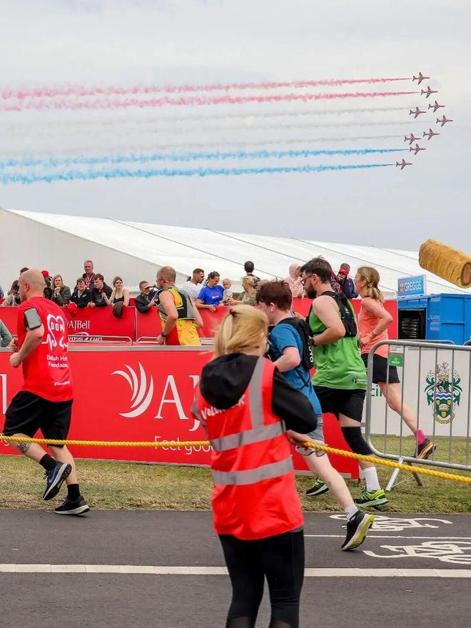 创办于1981年、始于抗争的大北跑何以成为世界上规模九游体育最大的半马赛事？(图8)