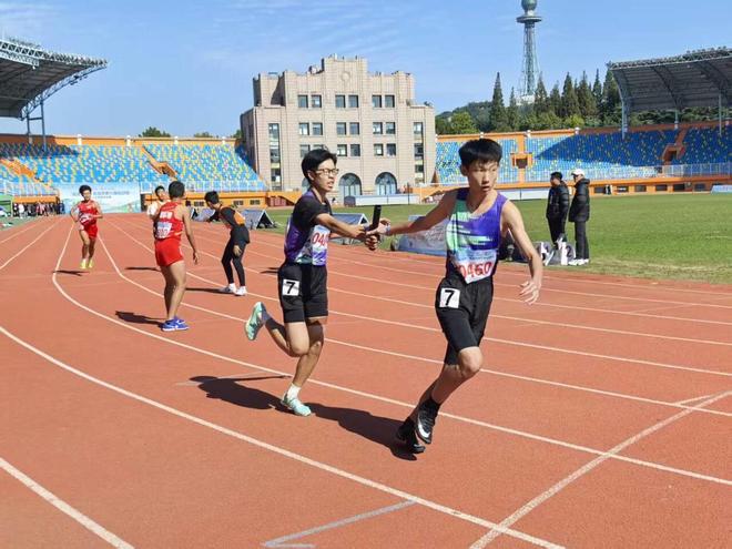 九游体育青岛市六运会青少年田径比赛圆满完赛 城阳区荣获团体总分第一名(图4)