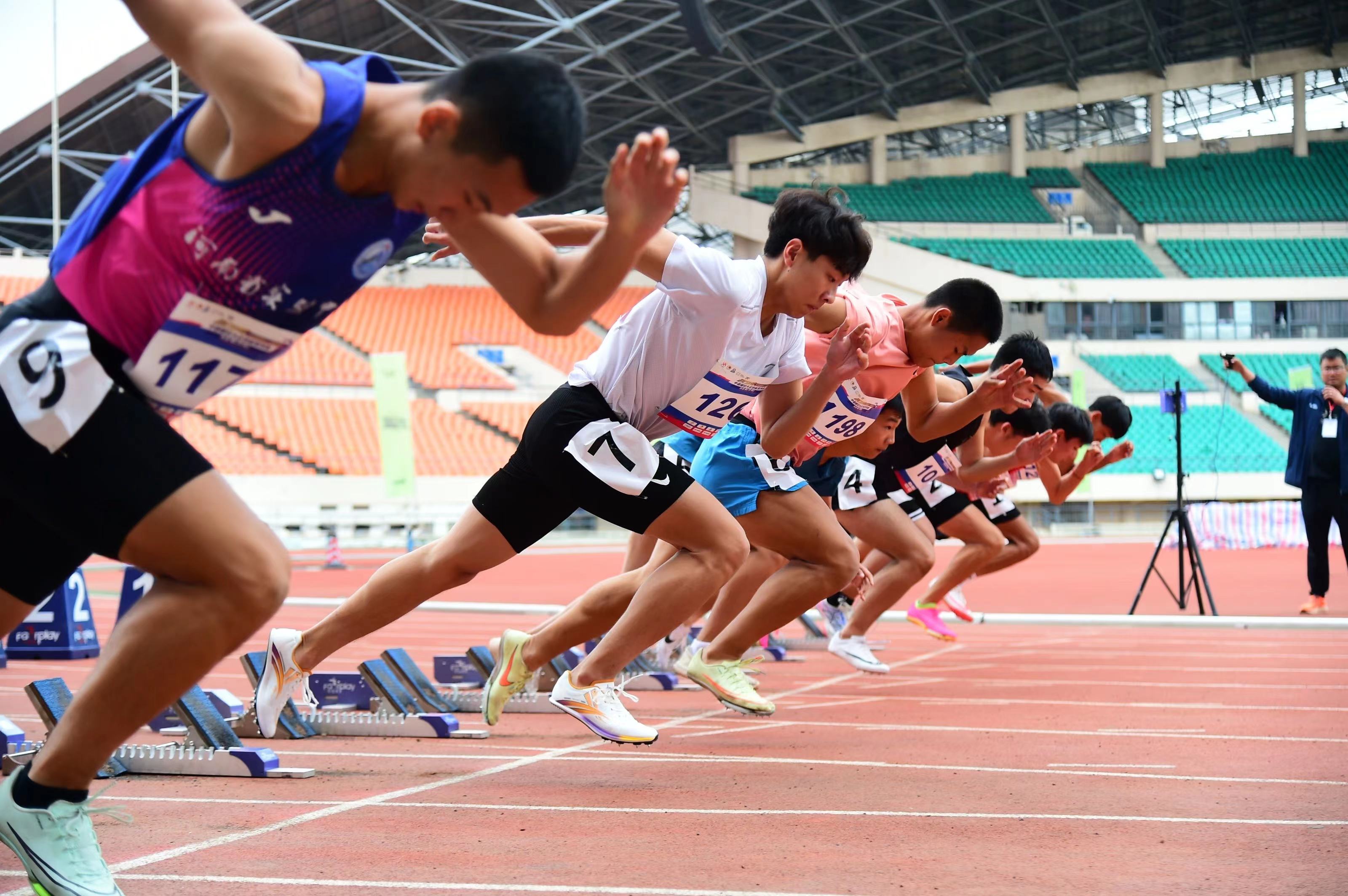 西安田径锦标赛落幕：10秒87！江泽林能否开启田径新篇九游体育章？(图1)