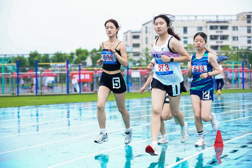 九游体育湖南工学院学子在省大学生田径比赛中获1金2银1铜(图1)