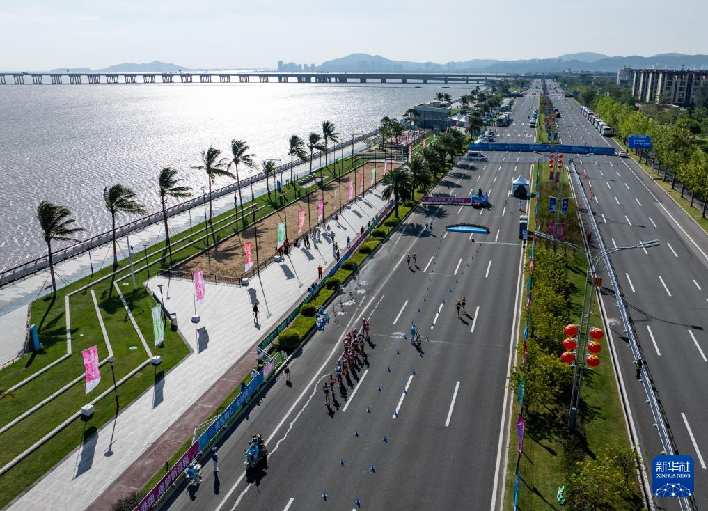 九游体育全运会丨田径——女子20公里竞走决赛举行(图2)