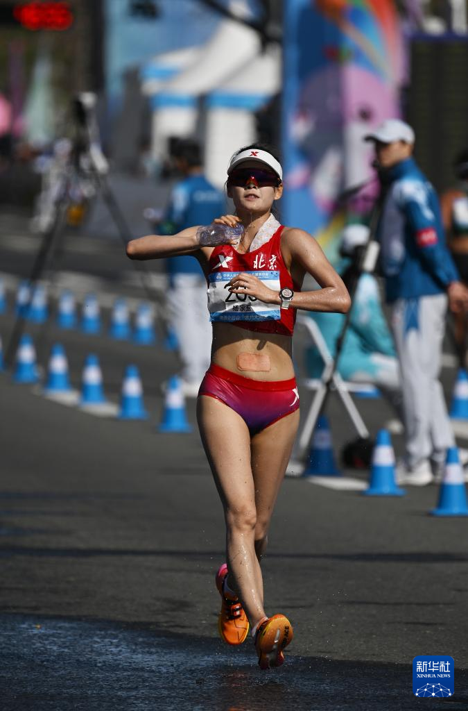 九游体育全运会丨田径——女子20公里竞走决赛举行(图11)