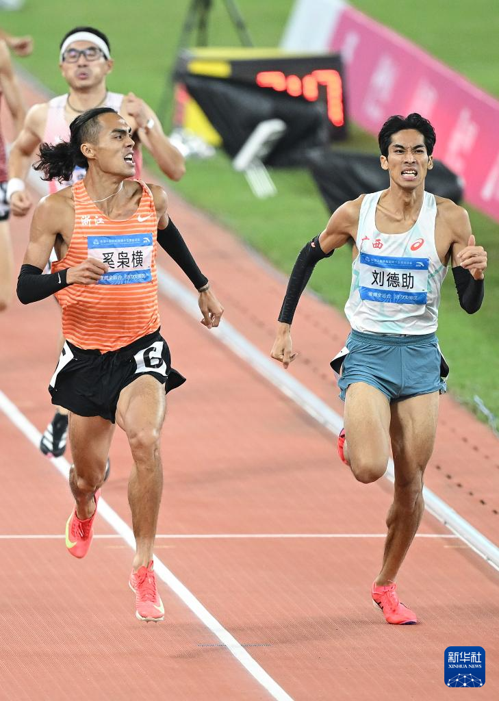 九游体育全运会丨田径——男子800米决赛：奚枭横夺冠(图5)
