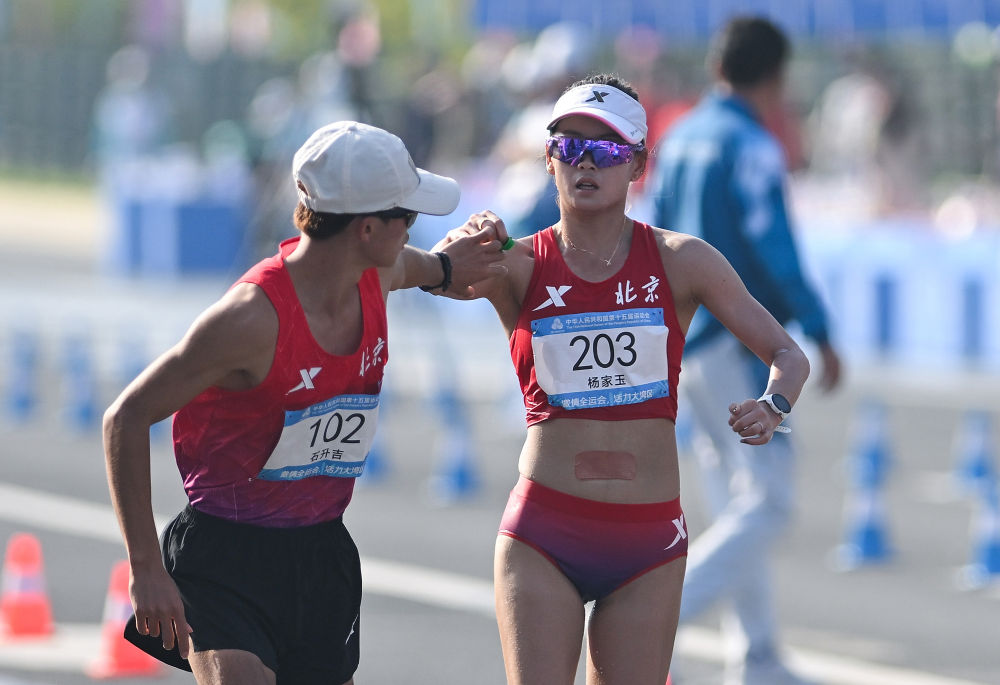 全运会｜田径综合：百米大战迎新王 “小孩姐”破亚洲青年纪录九游体育(图5)