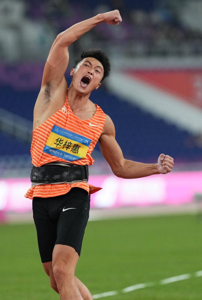 全运会｜沉浸式揭秘新华社记者如何出图·田径篇九游体育(图12)