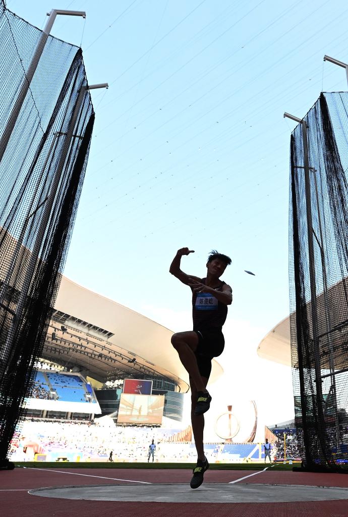 全运会｜沉浸式揭秘新华社记者如何出图·田径篇九游体育(图10)