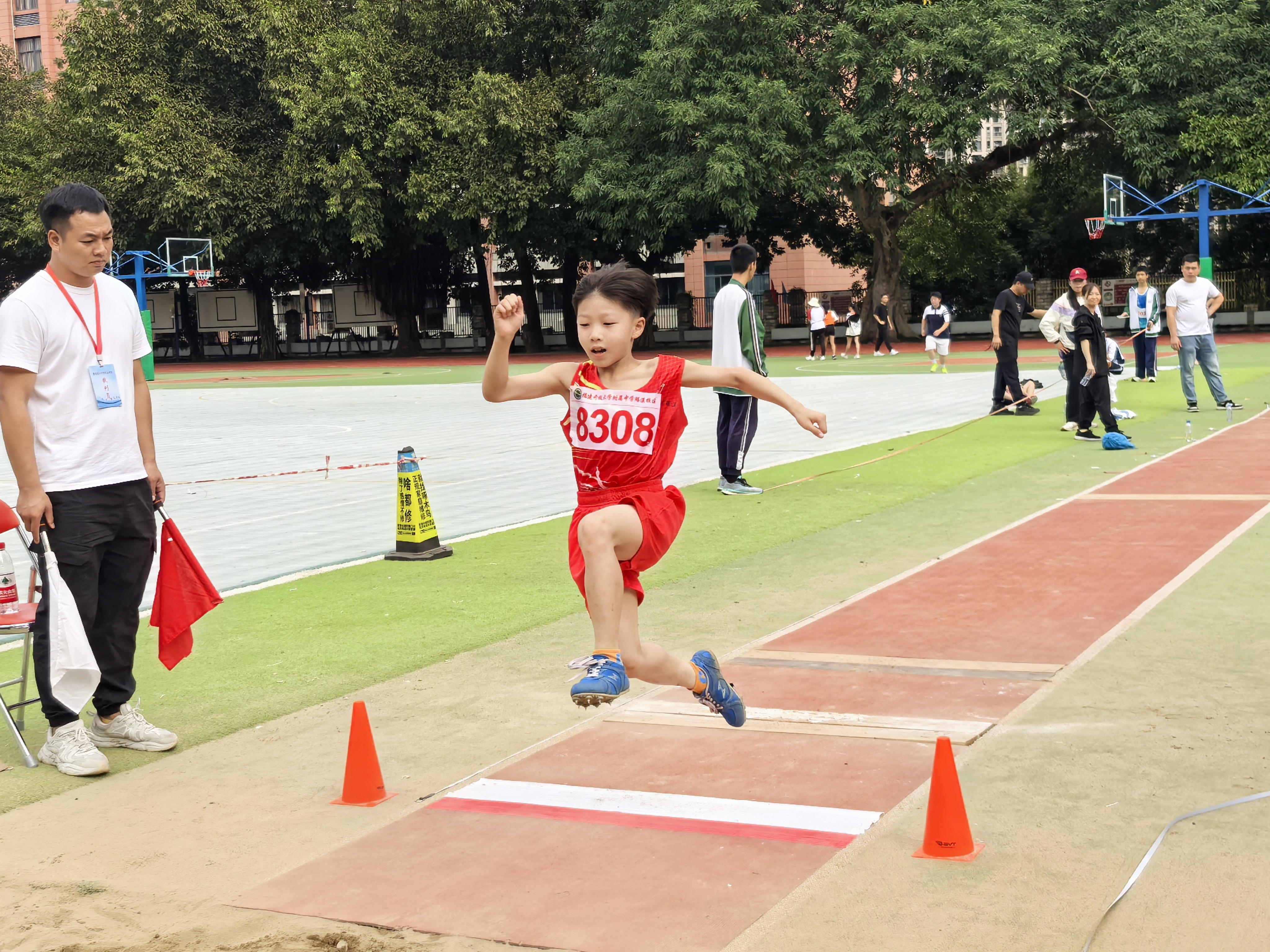 九游体育全国运动会田径盛宴：广东队苏炳添引领4X100米接力决赛辉煌时刻(图1)