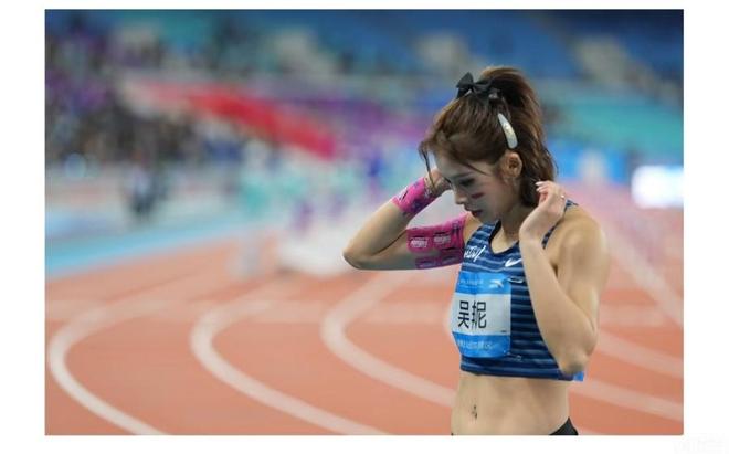 邵雨琪、刘峡君田径颜值天团从何而来——00后把个性融入九游体育项目诠释运动魅力(图4)