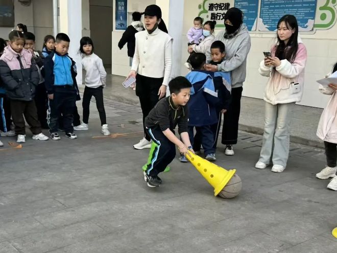 进贤县青岚学校举办第七九游体育届田径运动会(图5)
