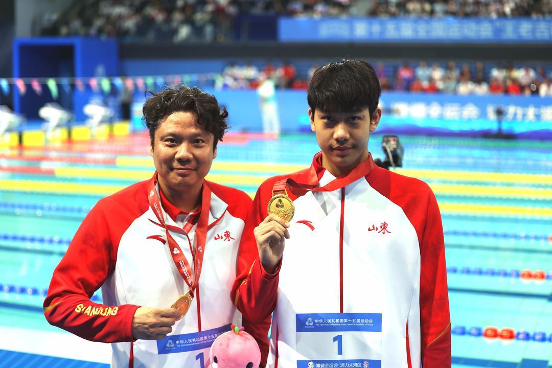 “五连冠”的巅峰突破——解读“山东九游体育体育现象”的荣耀密码(图13)