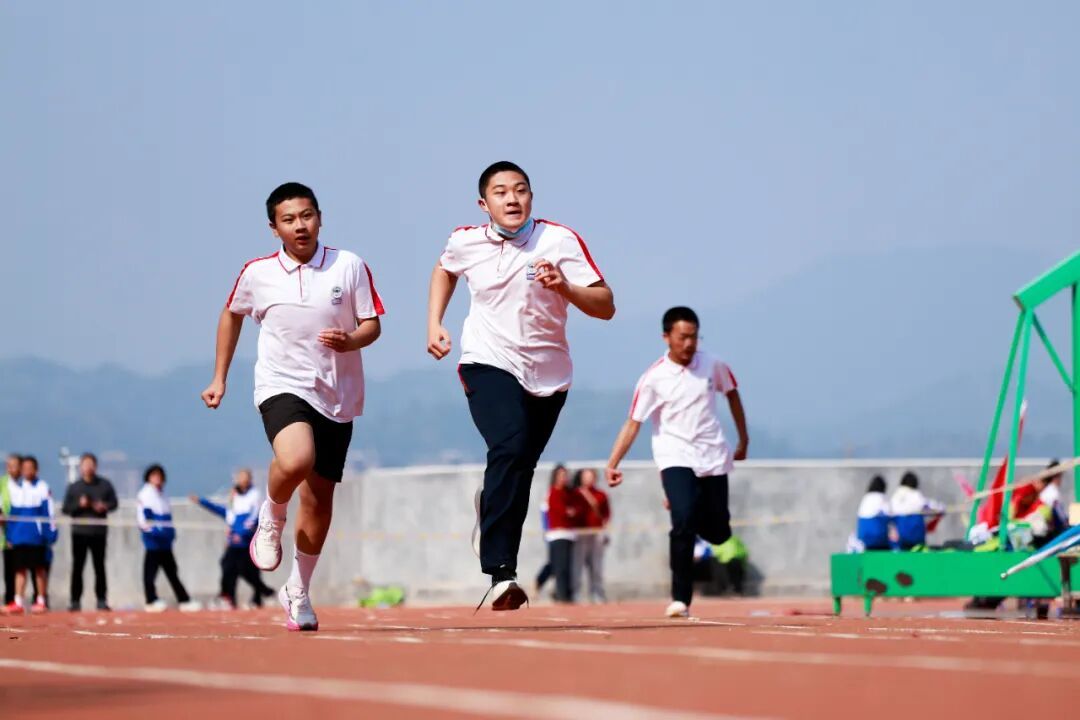 长汀一中祥鸿学校举行第二届体育节暨田径运动会九游体育(图2)