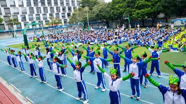 九游体育深圳市蛇口育才教育集团育才三小第33届田径运动会圆满举行(图3)