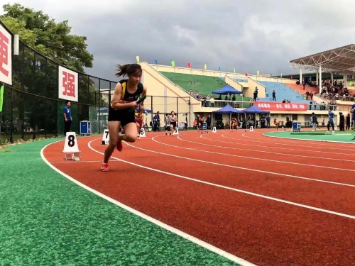 九游体育全国室内田径赛西安站女60米：17岁陈妤颉首秀7秒24刷PB夺冠(图1)