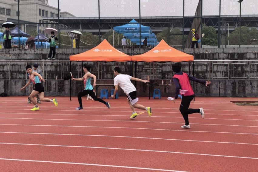 九游体育青海越野跑选手在全国锦标赛斩获1金1银(图1)