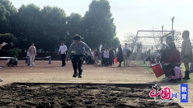 九游体育尚美少年展风采跃动赛场向未来 峨眉二小举行第55届田径运动会(图4)