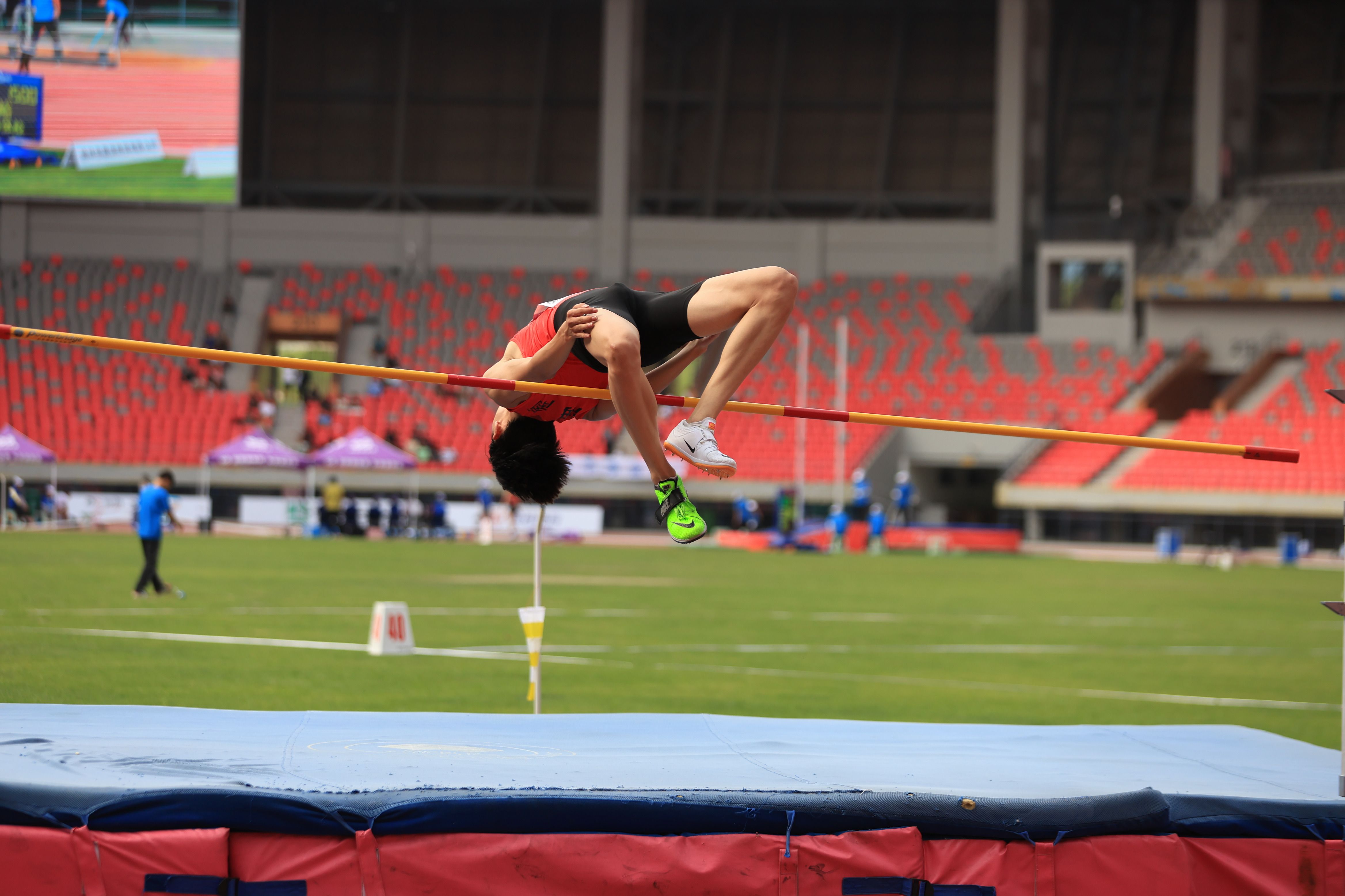 2025马拉松大数据：赛事经济与跑者水平双提升A九游体育I赋能新未来(图1)