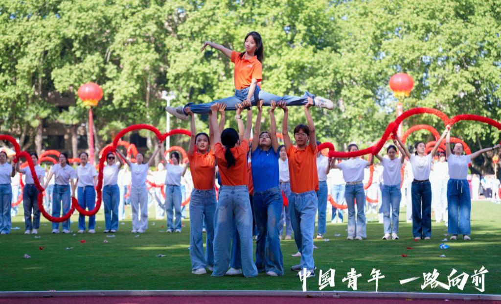 西安交大第六十三届田径运动九游体育会开幕(图11)