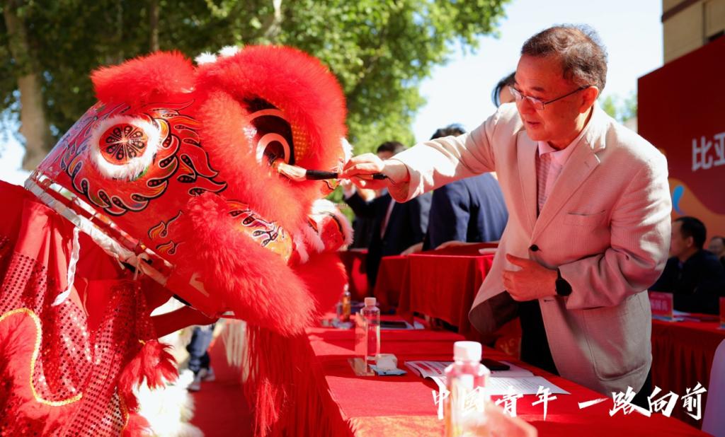 西安交大第六十三届田径运动九游体育会开幕(图12)