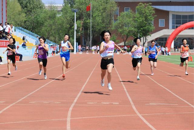 九游体育武安赛场连破9项市纪录！最燃的是这项尘封37年的成绩(图2)