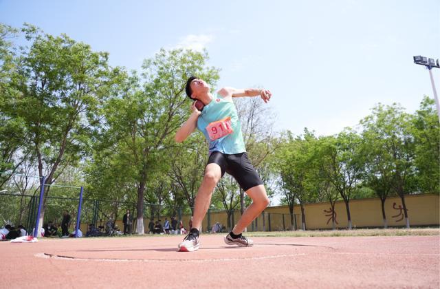 九游体育武安赛场连破9项市纪录！最燃的是这项尘封37年的成绩(图5)