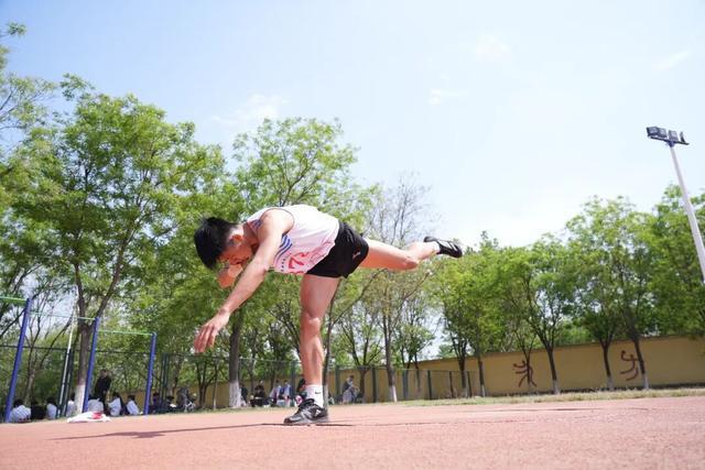 九游体育武安赛场连破9项市纪录！最燃的是这项尘封37年的成绩(图6)