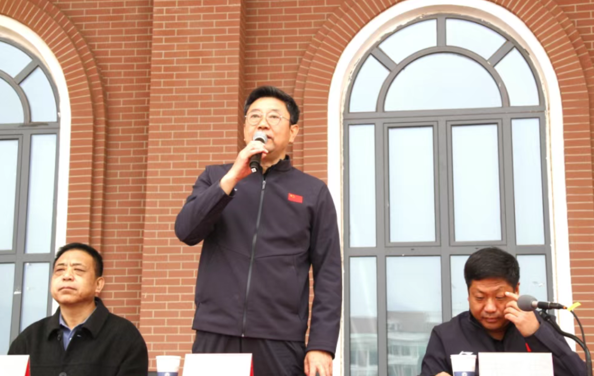 五育融合强体魄青春赛场砺锋芒丨我校成功举行九游体育2026年春季田径运动会(图1)